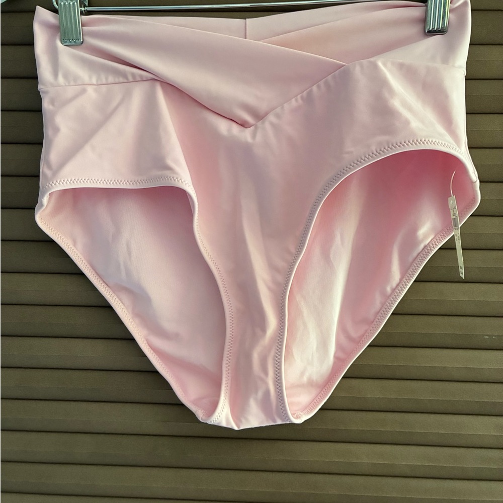 Aerie Light Pink High-Waisted full coverage bottoms